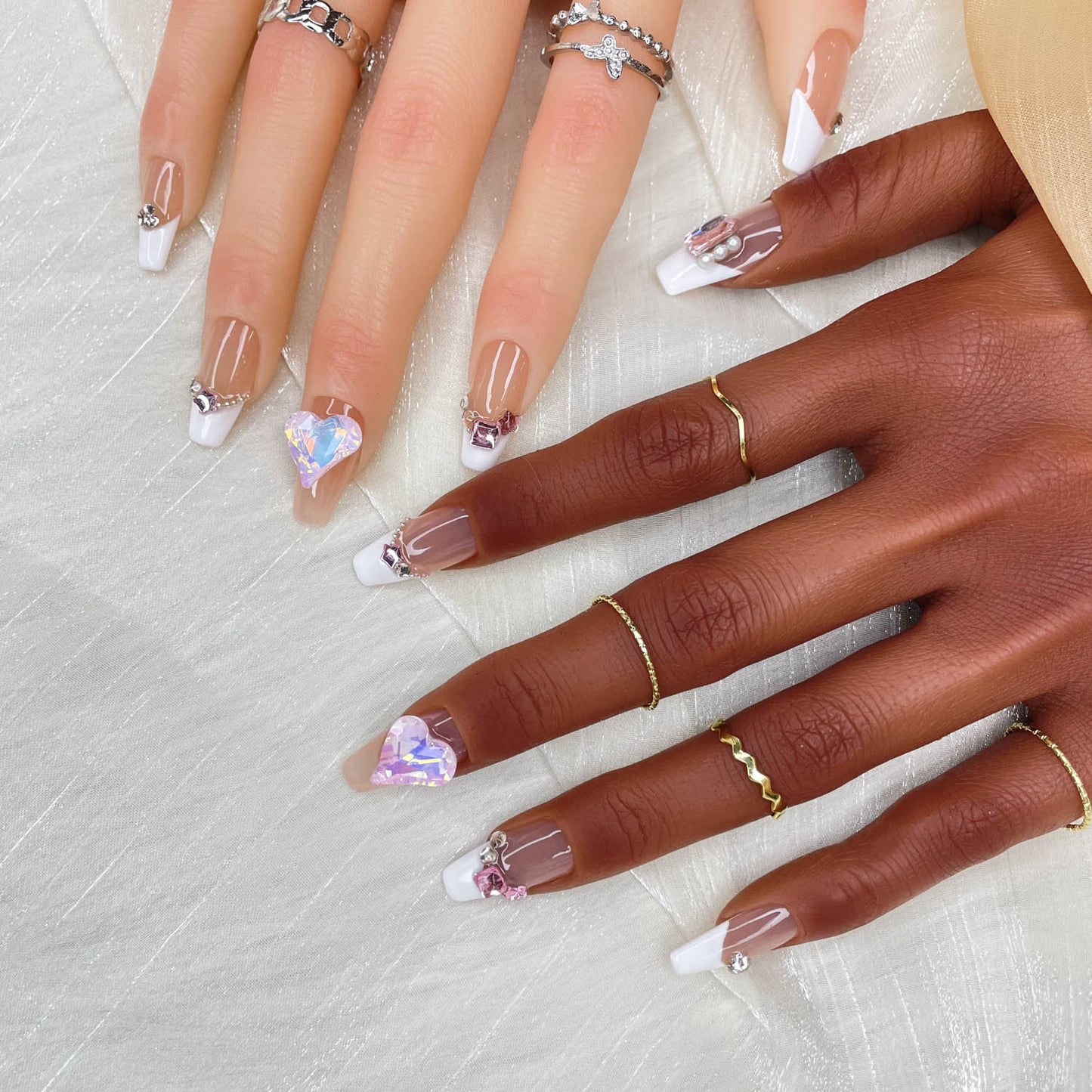 GGddsha 2025 Handmade Nails Reusable Medium Press-On Nails French Mixed Colors with Heart Rhinestones Full Coverage Women's Manicure Set