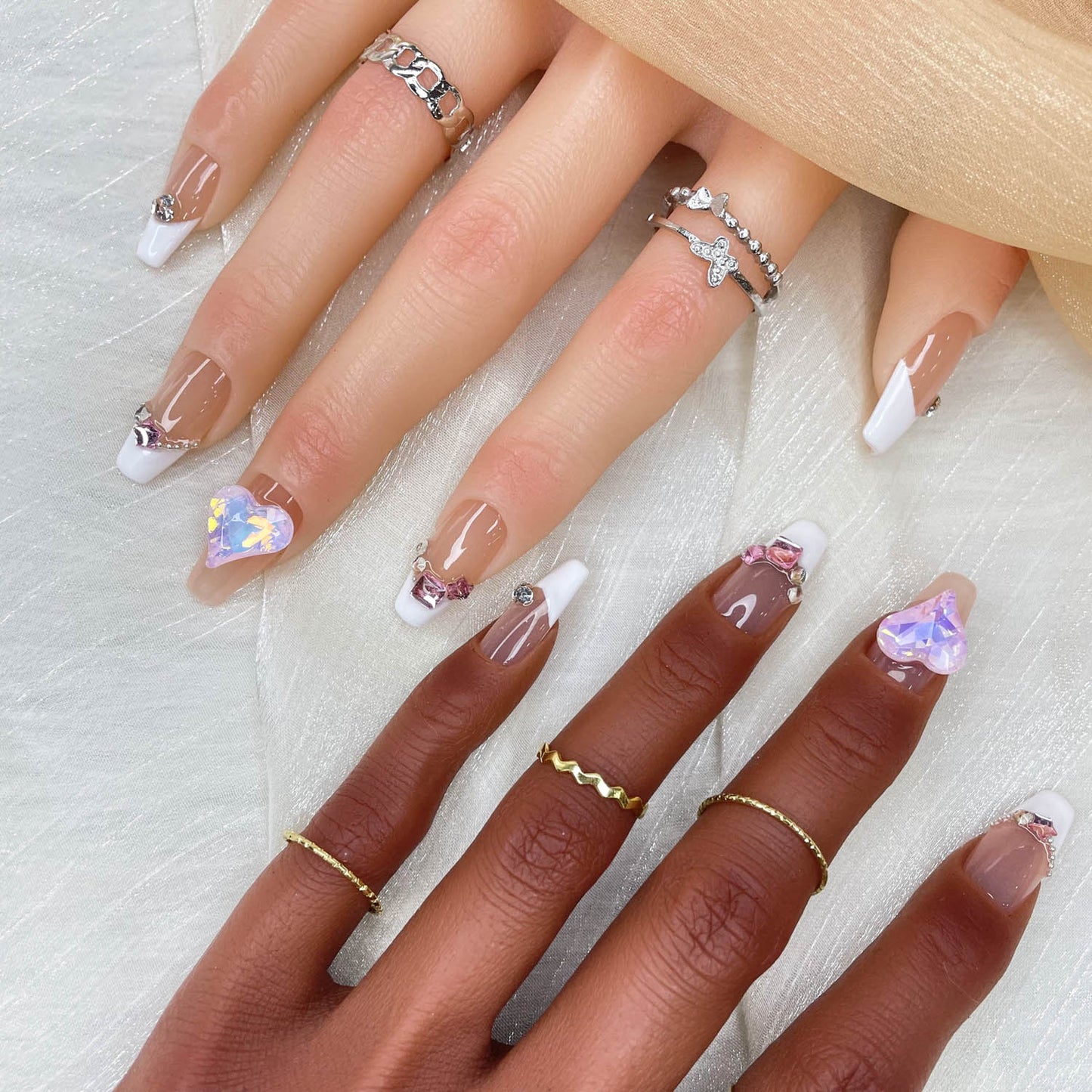 GGddsha 2025 Handmade Nails Reusable Medium Press-On Nails French Mixed Colors with Heart Rhinestones Full Coverage Women's Manicure Set
