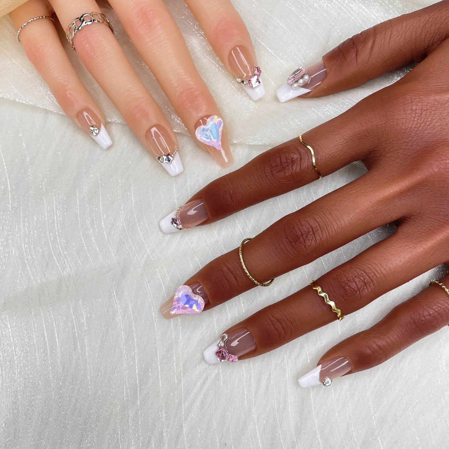 GGddsha 2025 Handmade Nails Reusable Medium Press-On Nails French Mixed Colors with Heart Rhinestones Full Coverage Women's Manicure Set