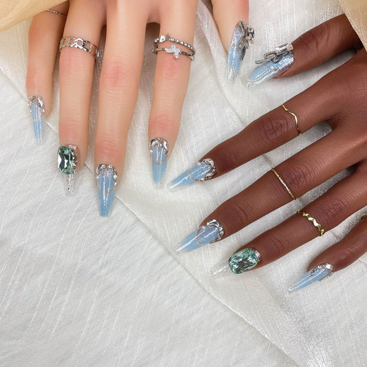 GGddsha 2025 Handmade Nail Art Reusable Medium Press-On Nails Simple Ocean Blue with Diamonds Full Coverage False Nails for Women