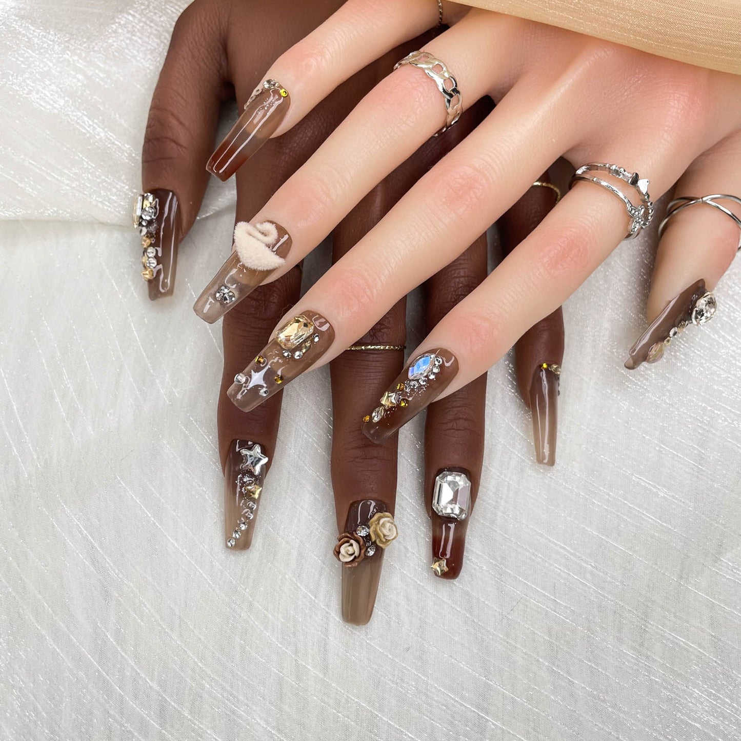 GGddsha 2025 Handmade Manicure Reusable PMMA Acrylic Medium Press-on Nails Brown Fake Nails with Swan Rose Rhinestone Embellishments Gifts for Women
